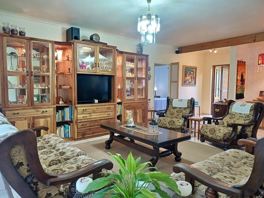 4 Bedroom Property for Sale in Hersham Western Cape